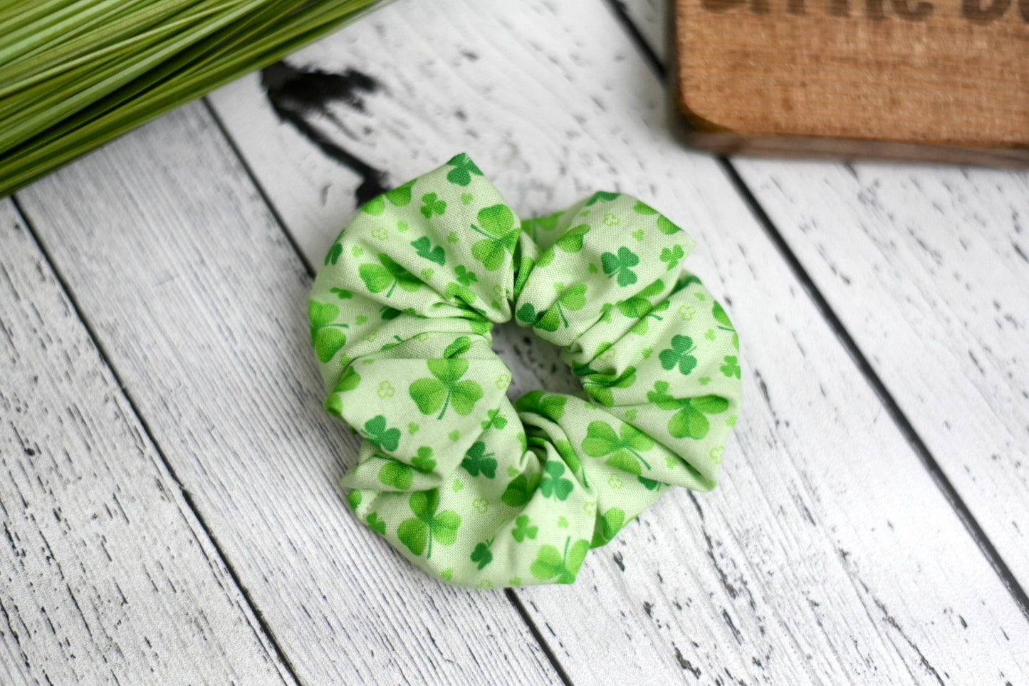 Cleo Clover Scrunchie