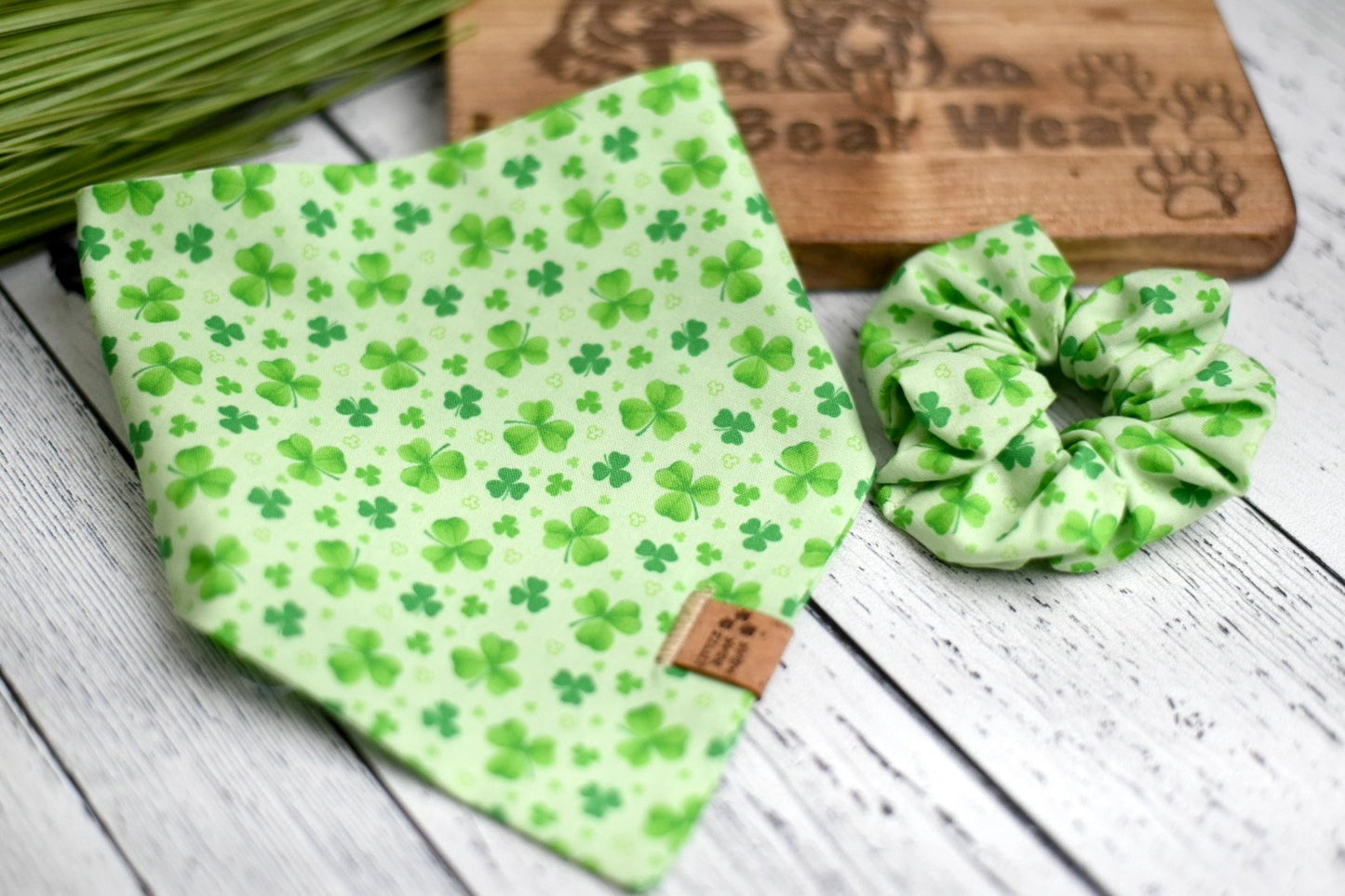 Cleo Clover Scrunchie