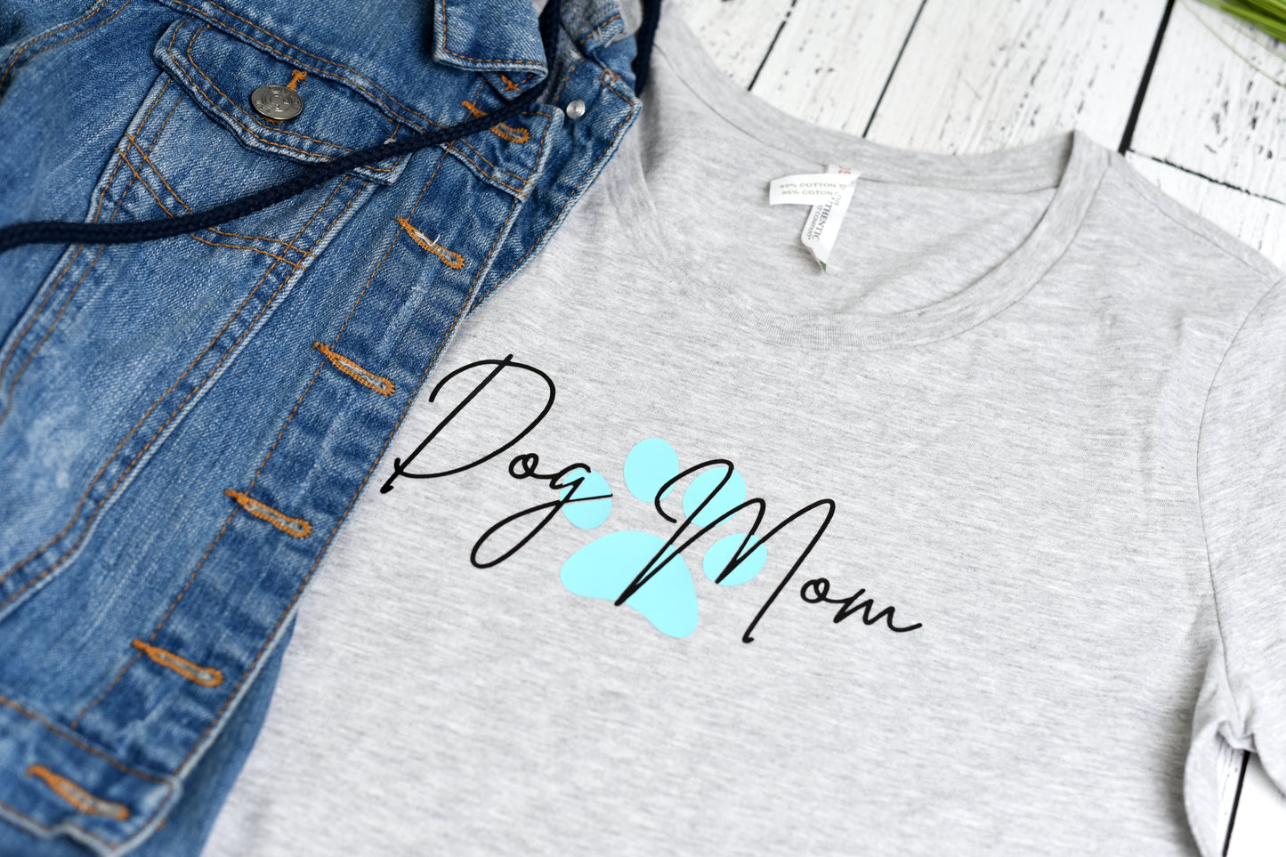 Dog Mom T-Shirt