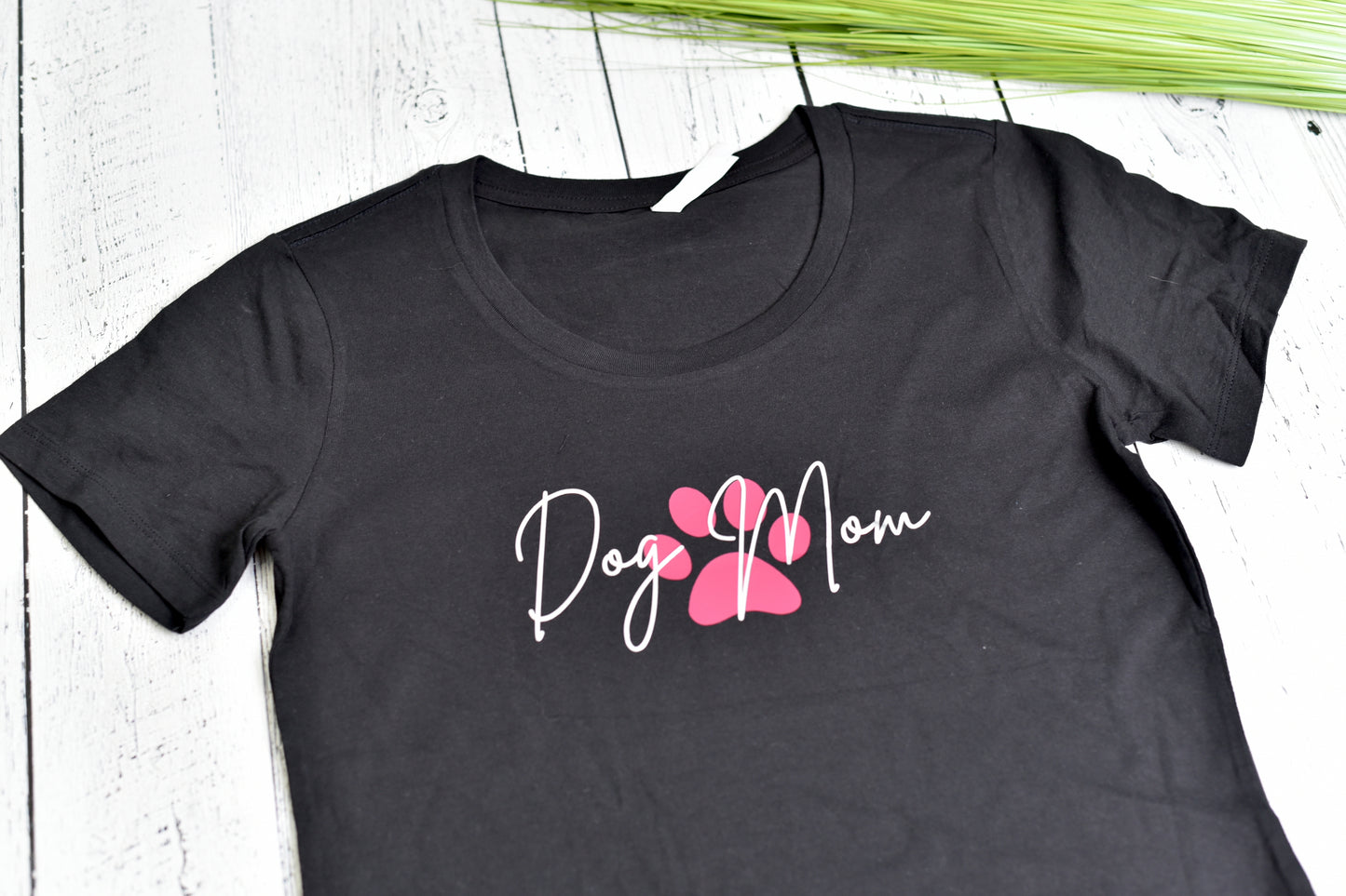 Dog Mom T-Shirt