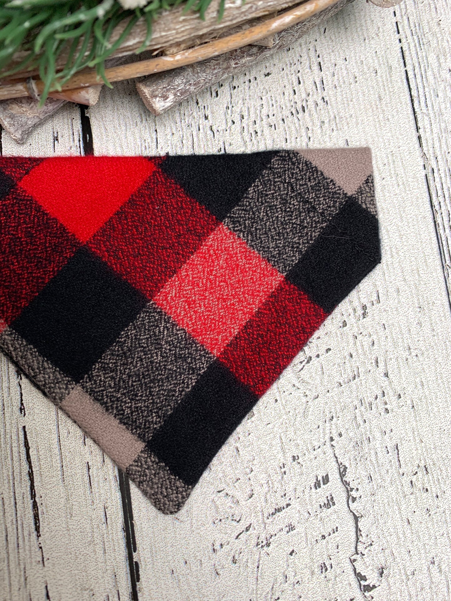 Kona Kringle Plaid Bandana