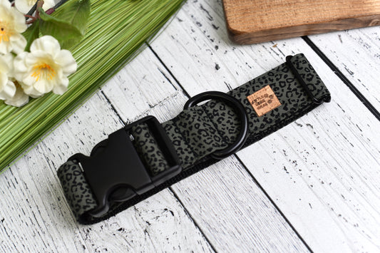 Kona Olive Leopard Collar