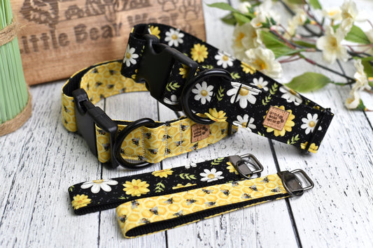 Bonnie Bouquet Keychain Wristlet