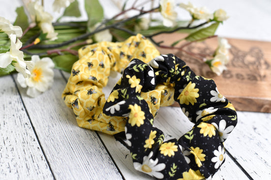 Bonnie Bouquet Scrunchie