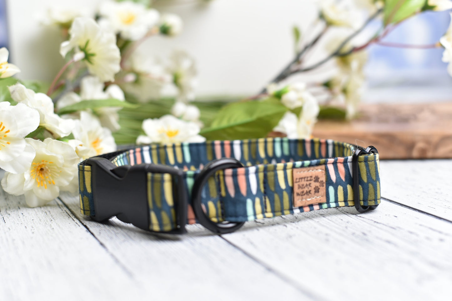 Kona Vivid Collar
